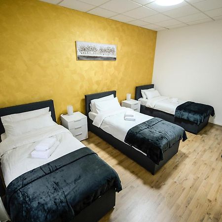 Glow Apartment Magdeburg Dış mekan fotoğraf